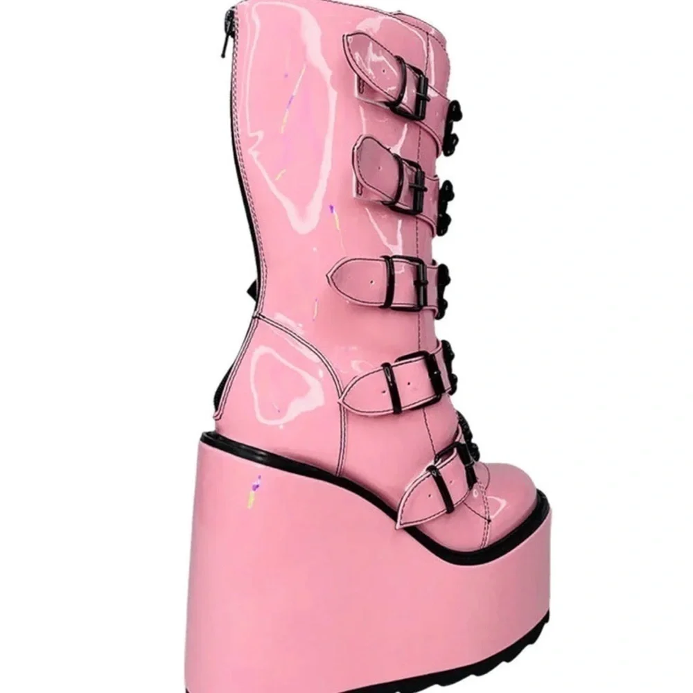 NIB Y.R.U. Pink Dune Skull Platform Boots